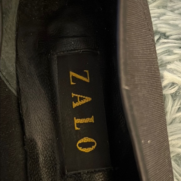 ZALO Black Flats with Blue Crab Embroidery EUC 9 - Picture 6 of 6